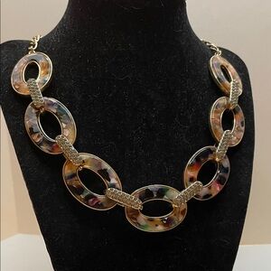 Elegant Multicolor Chain Necklace